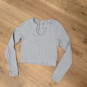 Ribbed Knit Fitted Top in Light Gray